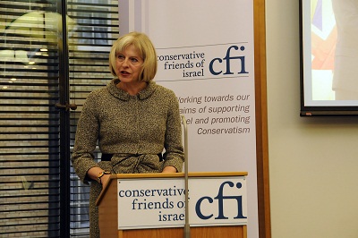 Grande Bretagne: Le serment d’allégeance de Theresa May à Israël