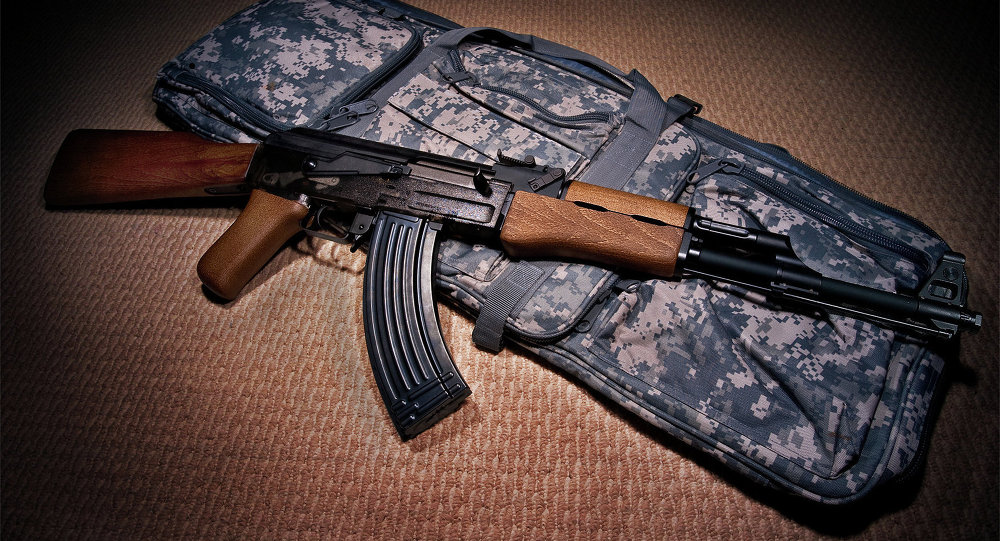 Kalashnikov traduit en justice l’entreprise française Cybergun S.A.