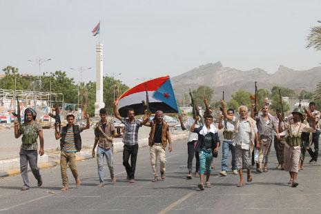 Yémen: des sudistes annoncent la sécession, les Emirats incitent à la partition