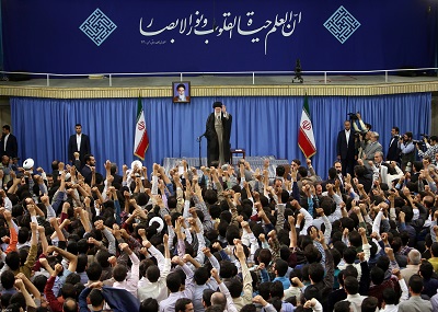Iran: S.Khamenei rejette toute 
