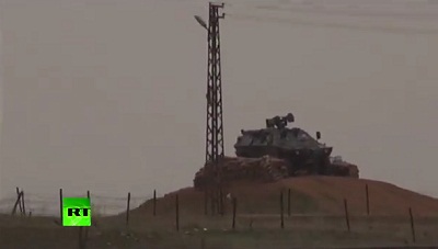 Ankara équipe ses bases proches de la frontière avec la Syrie, Moscou menace