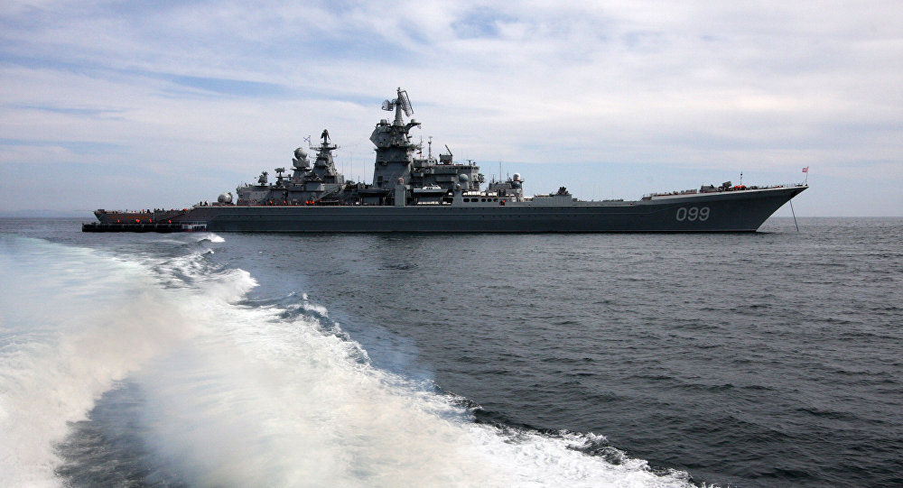 Le destroyer russe Smetlivy en route pour la mer Méditerranée