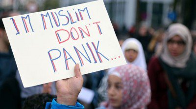 Attentats de Bruxelles: les responsables attisent la haine anti-musulmane