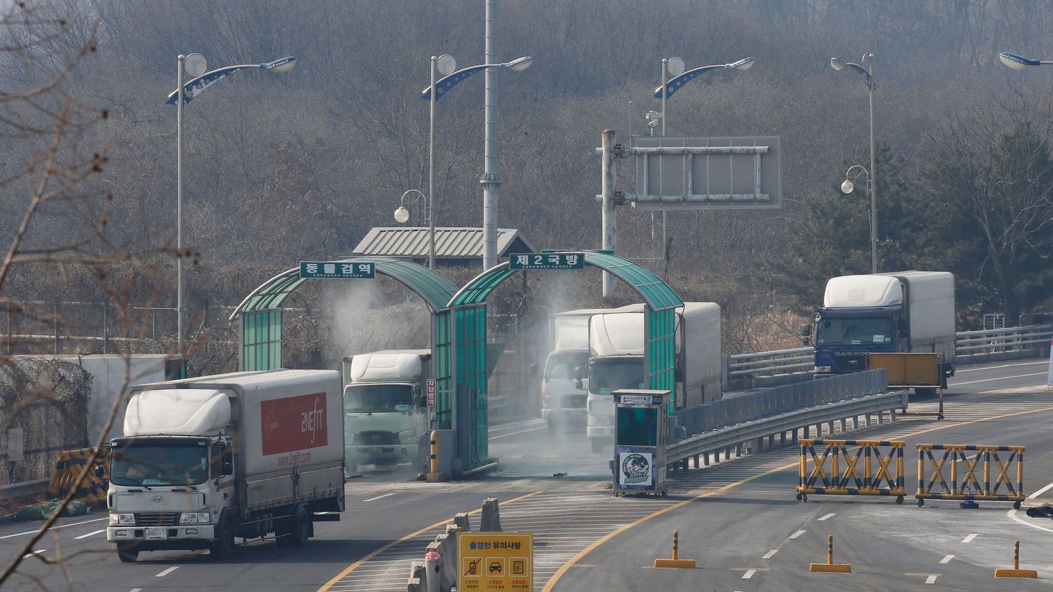 Pyongyang expulse les Sud-Coréens de la zone industrielle conjointe