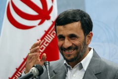 Ahmadinejad : L’Iran prévoit de lancer plusieurs satellites d’ici mars 2012 
