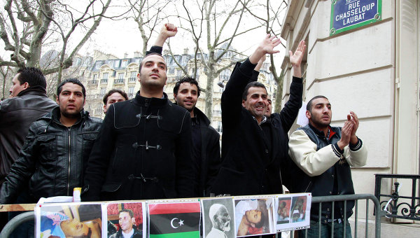Paris: l’ambassadeur libyen démissionne et rejoint l’opposition


