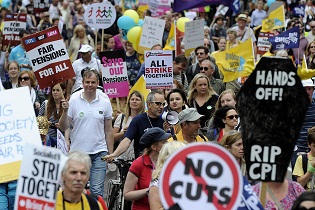 Téhéran somme Londres de respecter les revendications des manifestants
