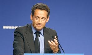 Sarkozy devrait recevoir mercredi les chefs militaires de Misrata

