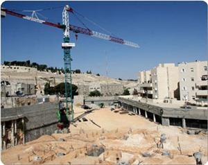 Rythme de construction dans les colonies deux fois plus rapide