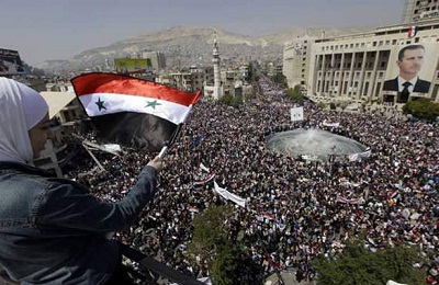 Syrie: rassemblement monstre à Damas en soutien à ElAssad et aux réformes (Vidéo
