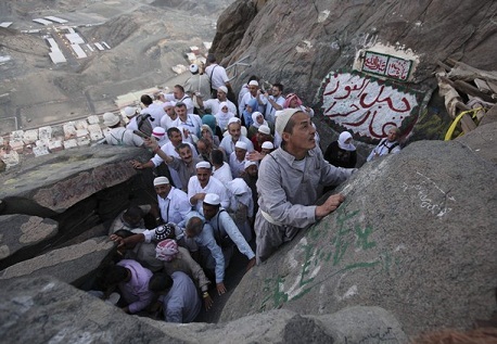 Pèlerinage 2011 : la police religieuse tracasse les pèlerins
