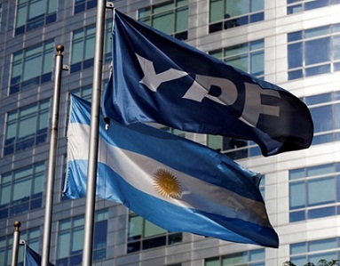 El Gobierno Argentino Toma Posesi&oacuten de YPF