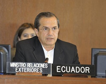 Ecuador Denuncia Sometimiento de la OEA a EEUU