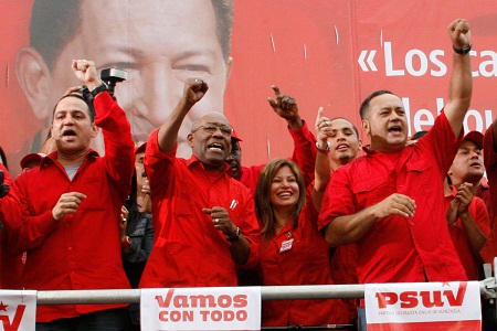 El Partido de Ch&aacutevez Arrasa en las Elecciones Regionales en Venezuela