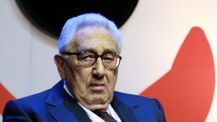 Kissinger Predice el Colapso del Régimen Sionista