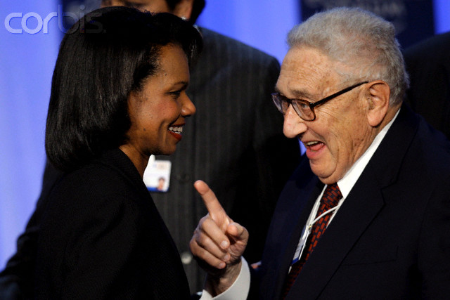 Kissinger y Rice Advierten sobre la Debilidad de EEUU