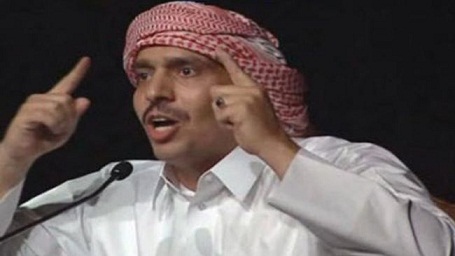 Poeta Condenado a Cadena Perpetua en Qatar por Insultar al Emir