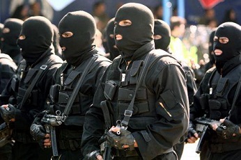 Guardianes de la Revolución iraníes desmantelan red terrorista en Juzestán