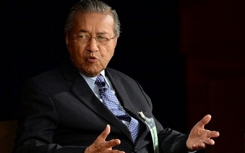 Mahathir Mohammad: la CIA sabe donde está el avión malasio desaparecido