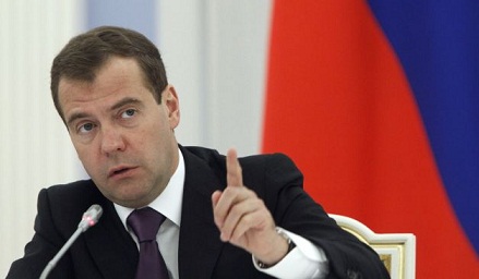 Medvedev: EEUU busca una segunda guerra fría con Rusia