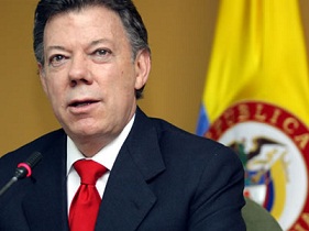 Santos saluda apoyo unánime de la OEA al proceso de paz en Colombia
