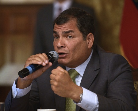 Correa Condena el Doble Rasero de EEUU en Derechos Humanos