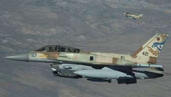 Avión israelí alcanzado por un misil en Gaza. Más soldados israelíes muertos