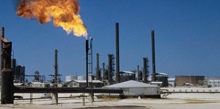 Cae la Demanda de Petr&oacuteleo Saudí
