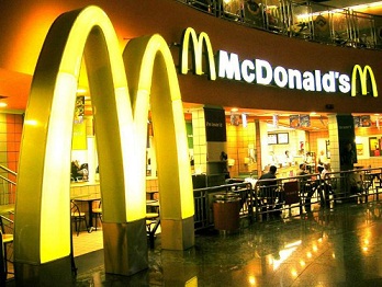 McDonalds se va de Crimea. Zhirinovski pide su cierre en toda Rusia
