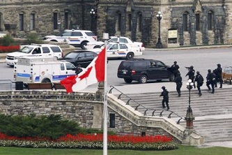 Simpatizante del EI ataca el Parlamento de Canadá y mata a un militar