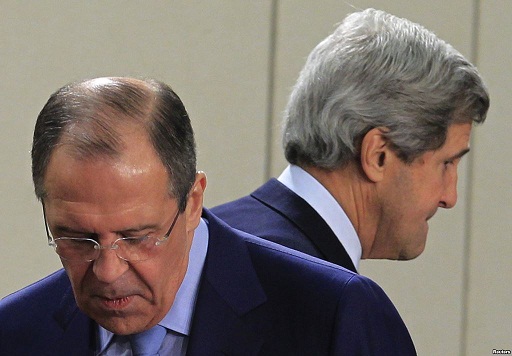 Lavrov y Kerry hablan sobre reformas constitucionales en Ucrania
