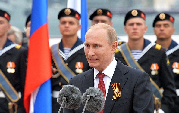 Putin elogia el “patriotismo ruso” en el desfile del aniversario de la Victoria