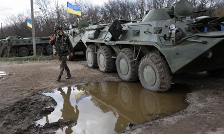 Kiev lanza operación militar contra el Este. Combates en varias ciudades