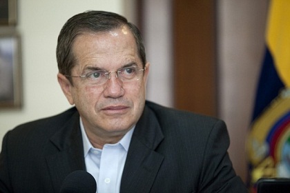 Ecuador rechaza presiones de EEUU para restituir a su embajador en Israel