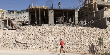 Gobierno israelí abre licitación para construcciones en Cisjordania