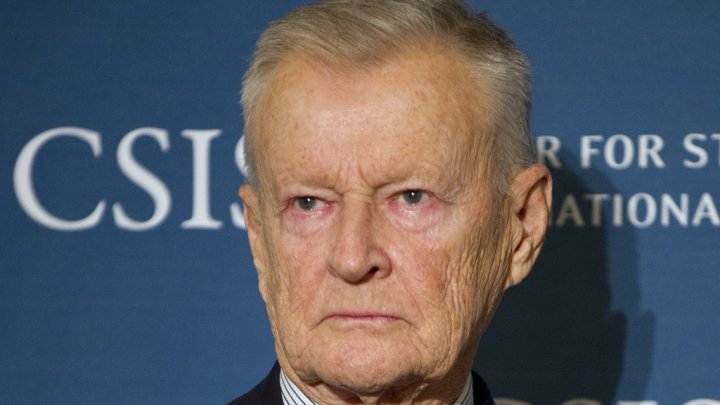 Brzezinski pide a Obama que envíe armas a Ucrania