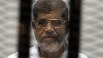 Mursi condenado a muerte por un tribunal egipcio
