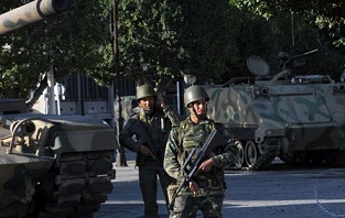 Cuatro soldados tunecinos muertos en atentado terrorista

