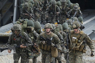 EEUU y Corea del Sur inician maniobras en la Península Coreana

