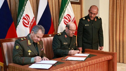 Irán y Rusia firman un acuerdo de cooperación militar