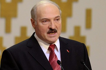 Lukashenko pregunta a Occidente por qué quiere derrocar a Assad
