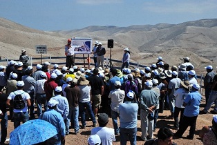 Arequipa se moviliza contra proyecto minero de multinacional

