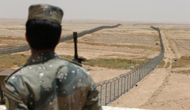 Dos guardias fronterizos saudíes mueren en ataque en la frontera
