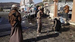Otro bombardeo saudí contra una boda en Yemen causa 26 muertos