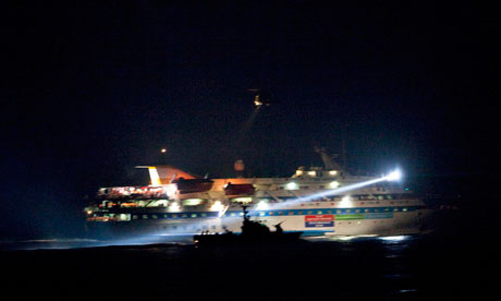 Israel ataca y se apodera del buque insignia de la Flotilla que iba a Gaza