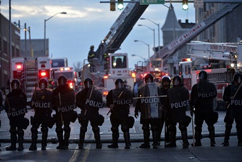 Dos muertos al día en EEUU por disparos de la policía
