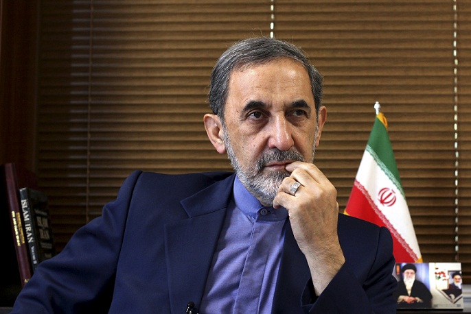 Velayati: Assad es una línea roja para Irán