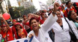 Universitarios venezolanos llaman a defender la Revolución Bolivariana

