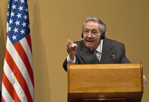 Raúl Castro: Las espadas de la Defensa están bien levantadas