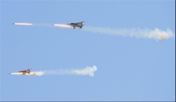 Diez terroristas y un comandante muertos en ataque aéreo sirio en Idleb